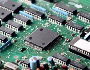 ASML电子 数据处理与存储服务的技术赋能与未来展望